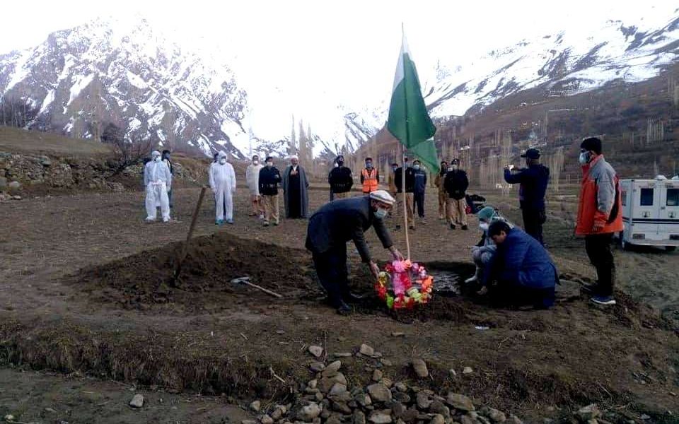 Paramedic from Gilgit-Baltistan passes away in the fight against COVID-19
