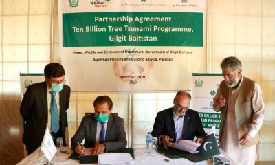 Mr. Nawab Ali Khan, CEO, AKAH,P and Mr. Shah Zaman, Secretary, Forest and Wildlife, Department of Gilgit-Baltistan are signing the MoA.